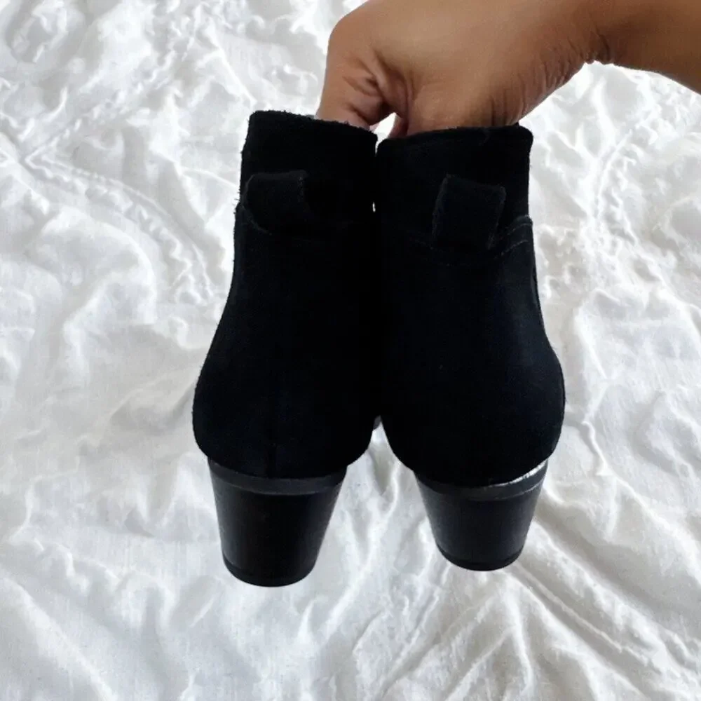 Blondo Verena Side Zip Waterproof Bootie Size 6 New